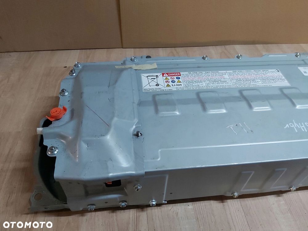 Toyota C-HR Lift Bateria akumulator 1,8 2021r Prius Corolla E21 - 3