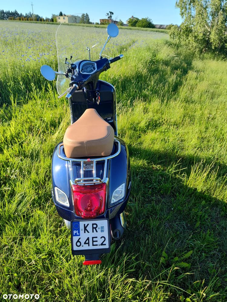 Piaggio Vespa - 4