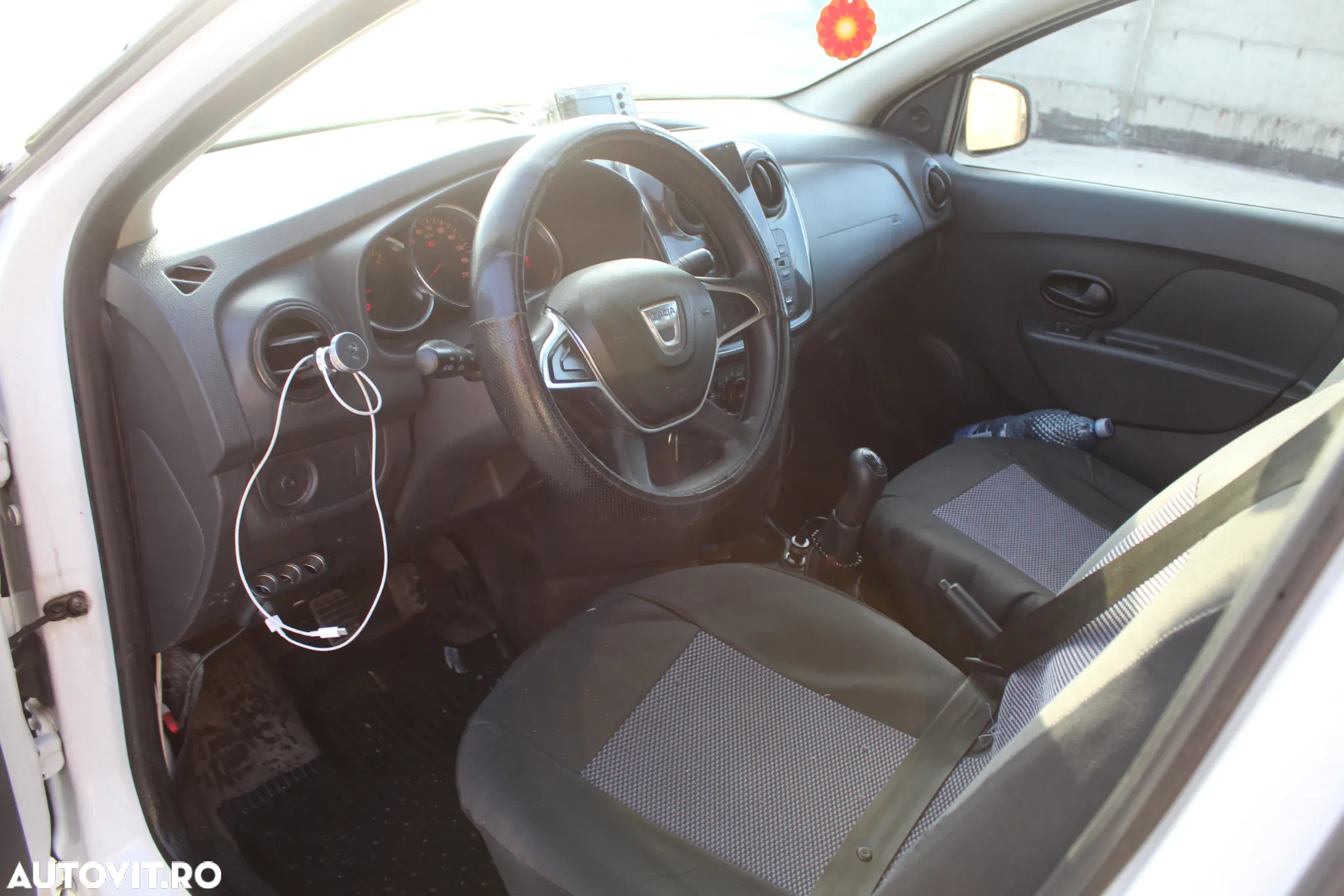 Dacia Logan - 12