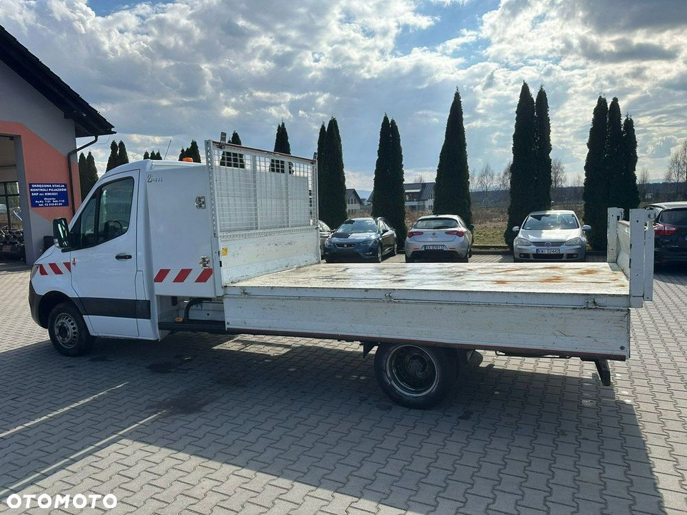 Mercedes-Benz Sprinter - 21