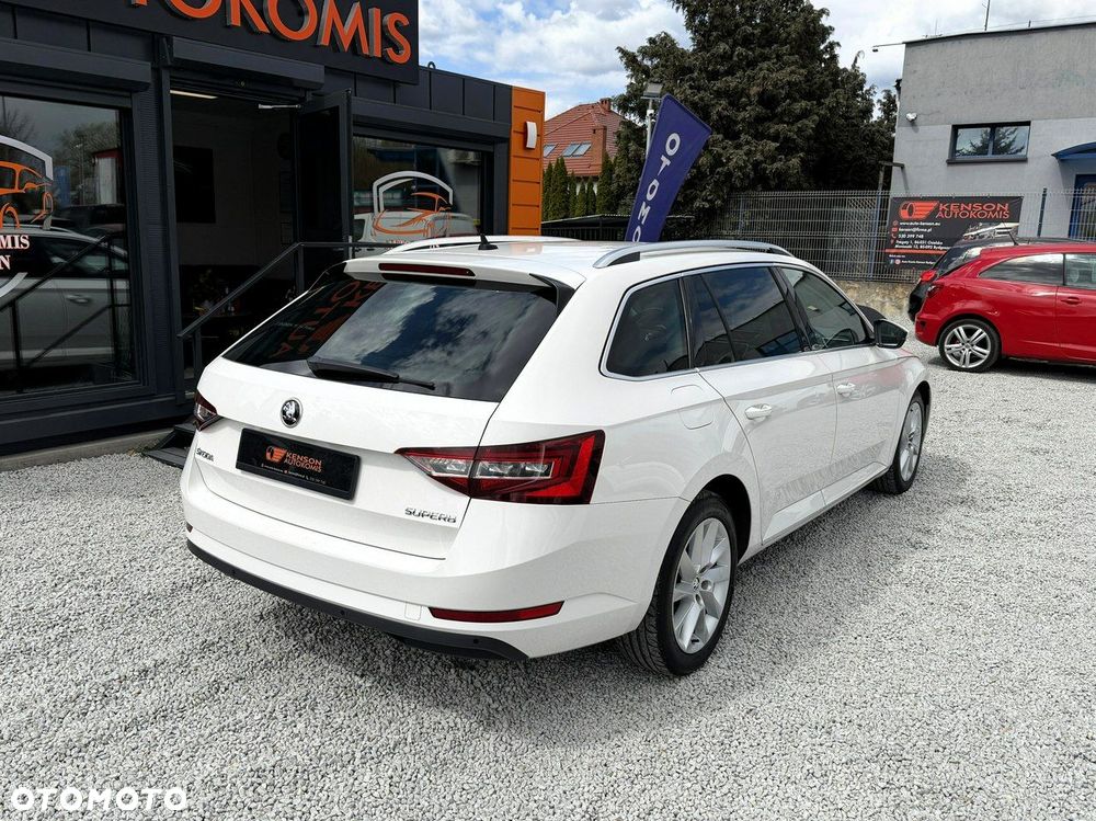 Skoda Superb 2.0 TDI 4x4 DSG L&K - 3