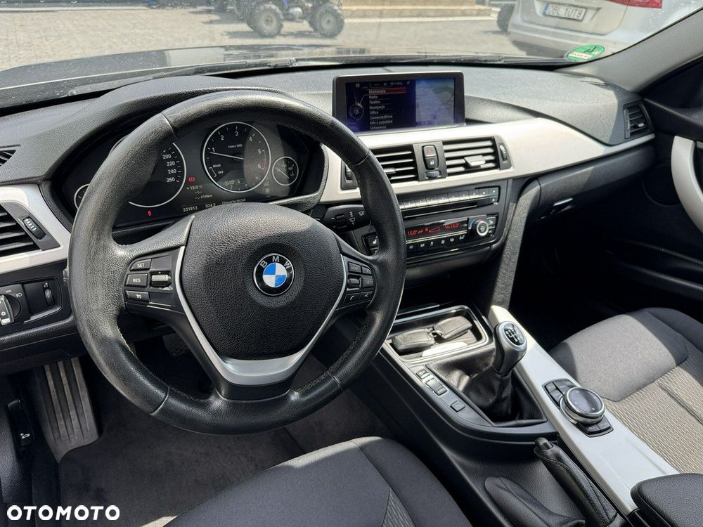 BMW Seria 3 318d Blue Performance Luxury Line - 17
