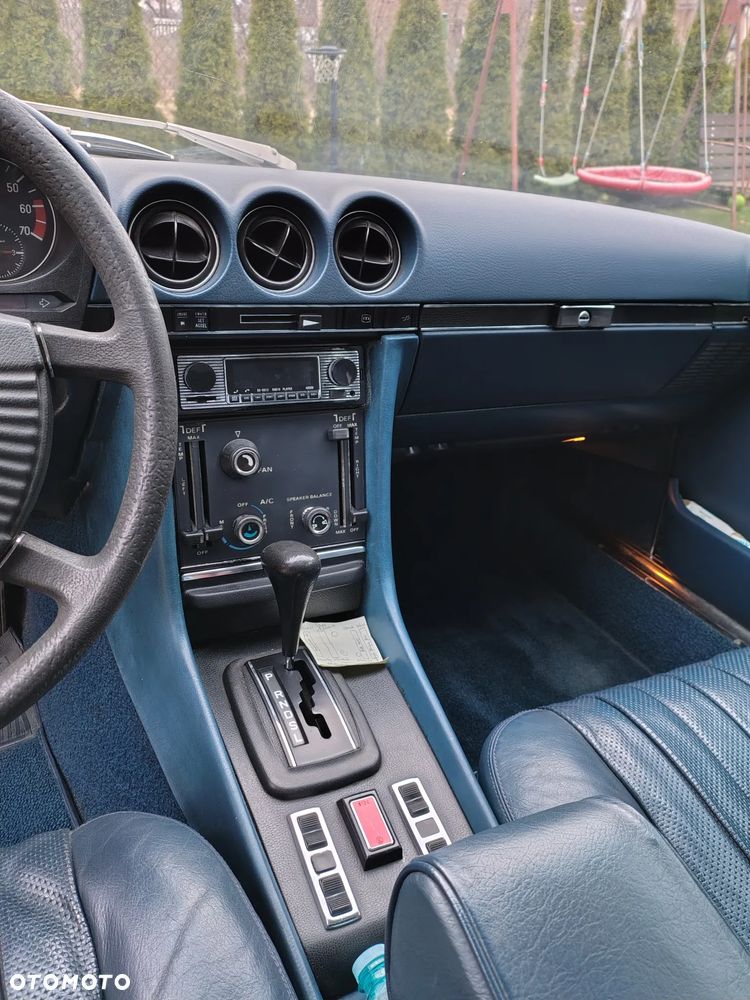 Mercedes-Benz SLC - 12