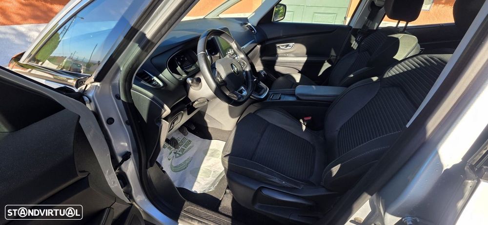 Renault Grand Scénic 1.5 dCi Intens Hybrid Assist SS - 13
