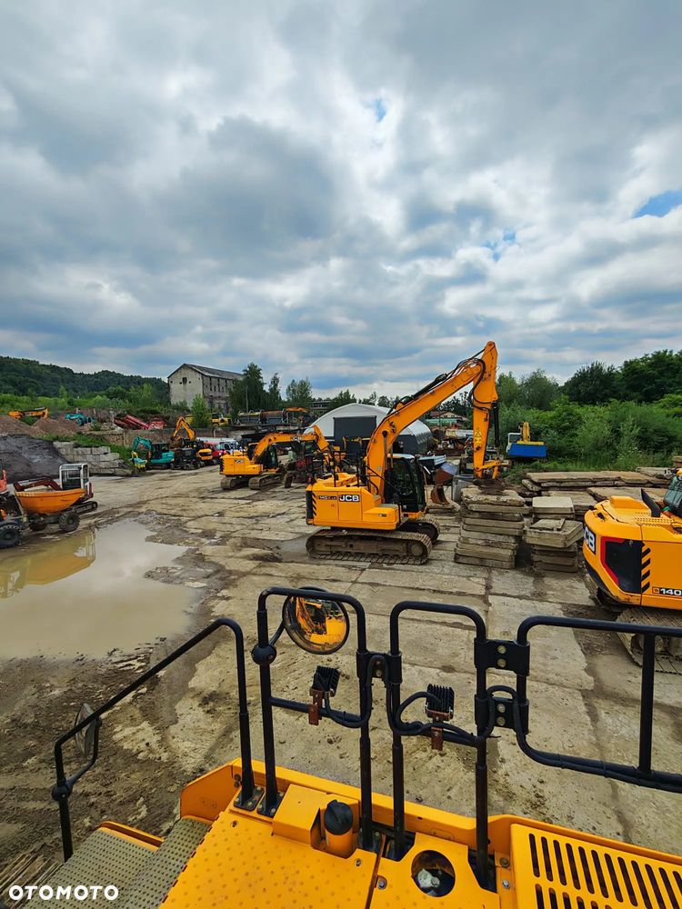 JCB 220 XLC - 35