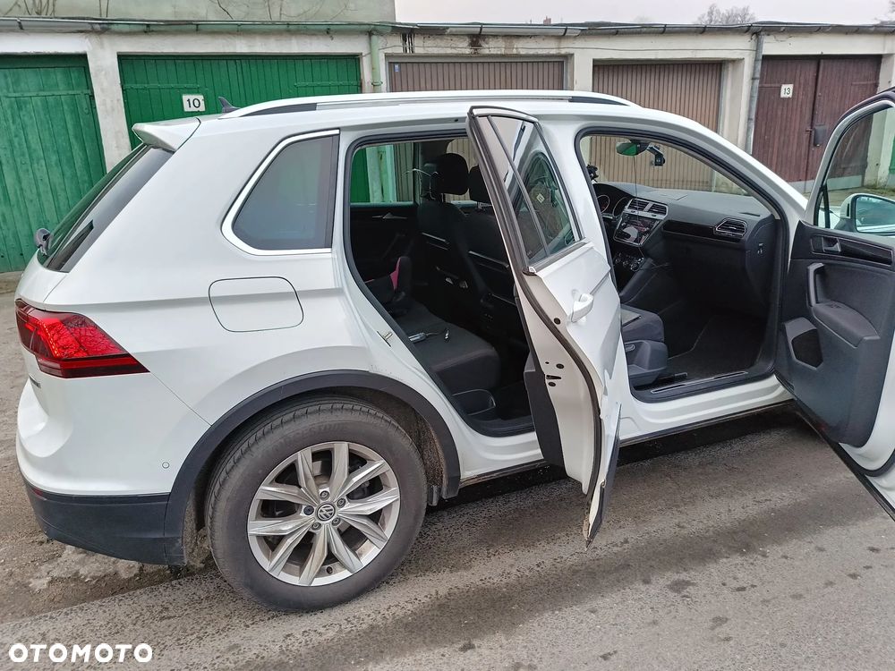 Volkswagen Tiguan - 3