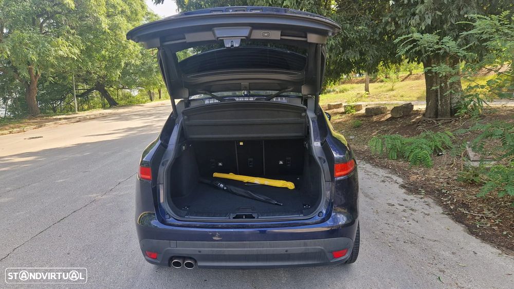 Jaguar F-Pace 2.0 i4D Prestige Aut. - 9