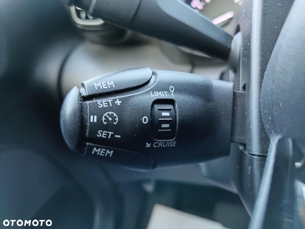 Citroën C3 Aircross 1.2 PureTech GPF Shine Pack S&S EAT6 - 23