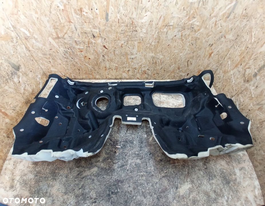 WYGŁUSZENIE ŚCIANY GRODZIOWEJ VOLVO XC90 II EU - 1