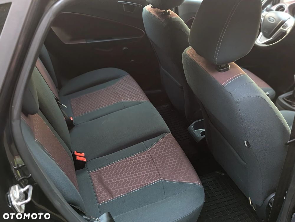 Ford Fiesta 1.4 Ghia EU5 - 10