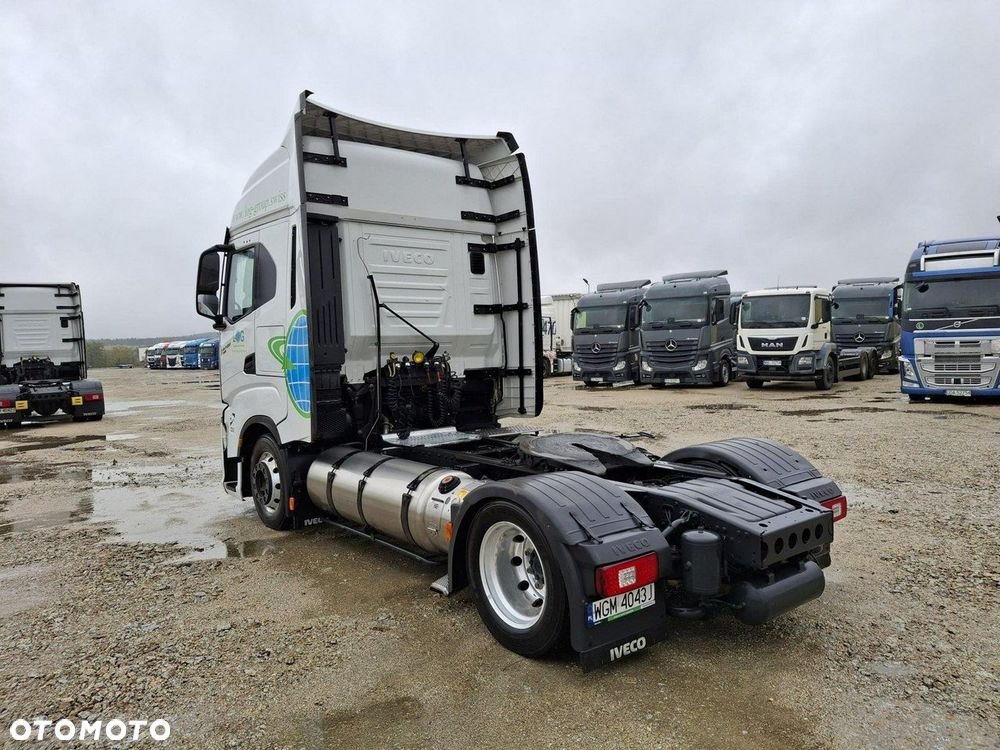 Iveco As 440 - 12