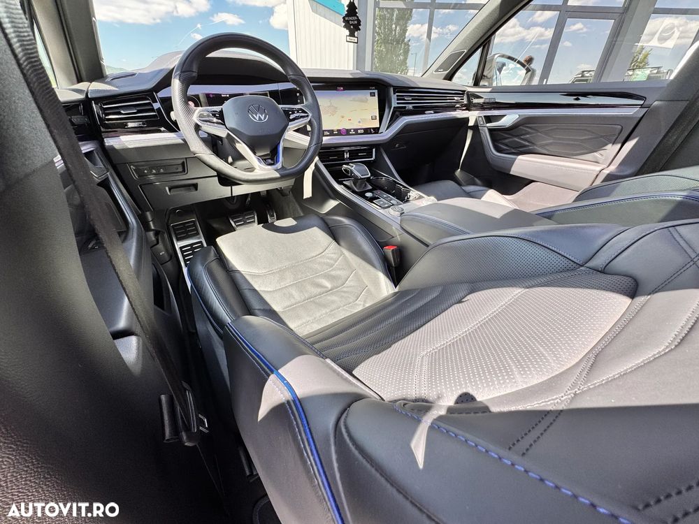 Volkswagen Touareg V6 TSI eHybrid PHEV R - 38