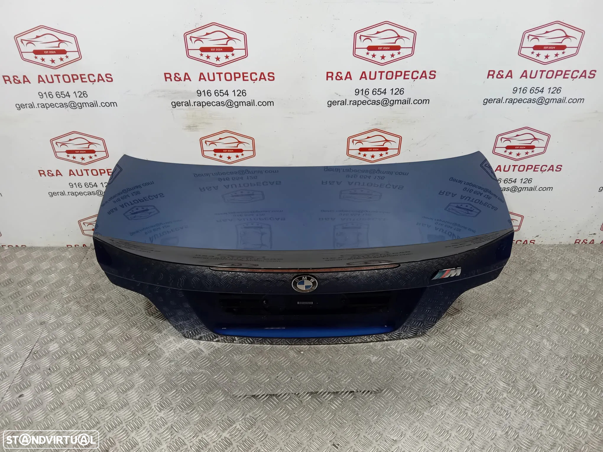 Tampa de Mala BMW Serie 1 E82 E88 Pack M Aileron Azul Original - 2