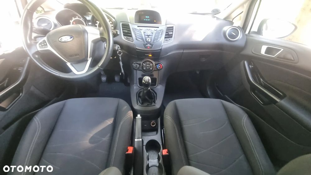 Ford Fiesta 1.25 Ambiente EU5 - 18