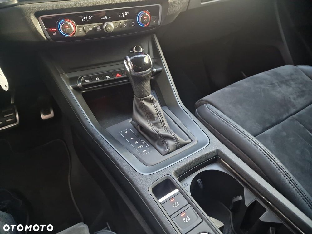 Audi RS Q3 Sportback - 15