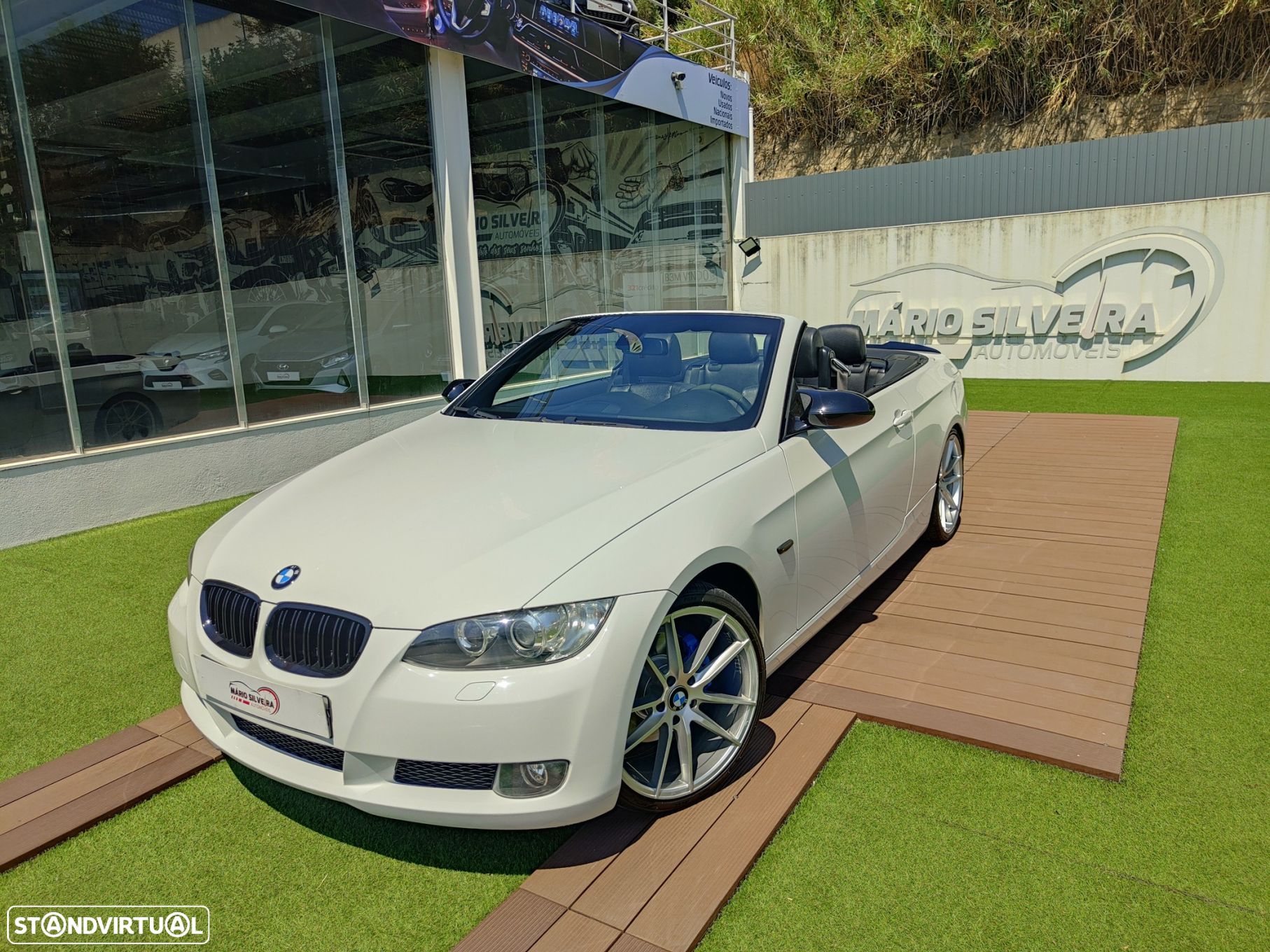 BMW 320 d Cabrio - 1