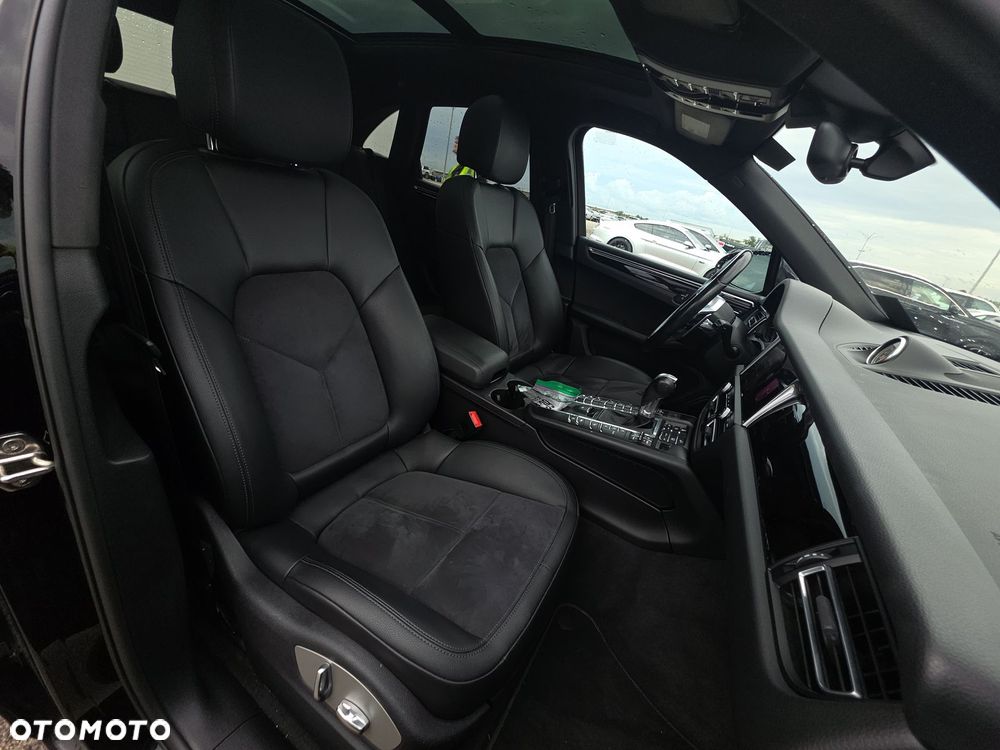 Porsche Macan - 10