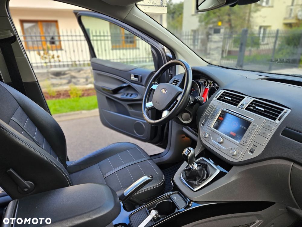 Ford Kuga 2.0 TDCi 4WD Titanium - 16