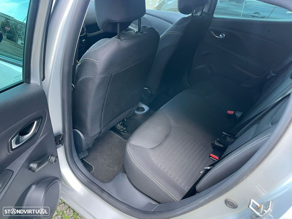 Renault Clio 1.5 dCi Limited EDition - 9
