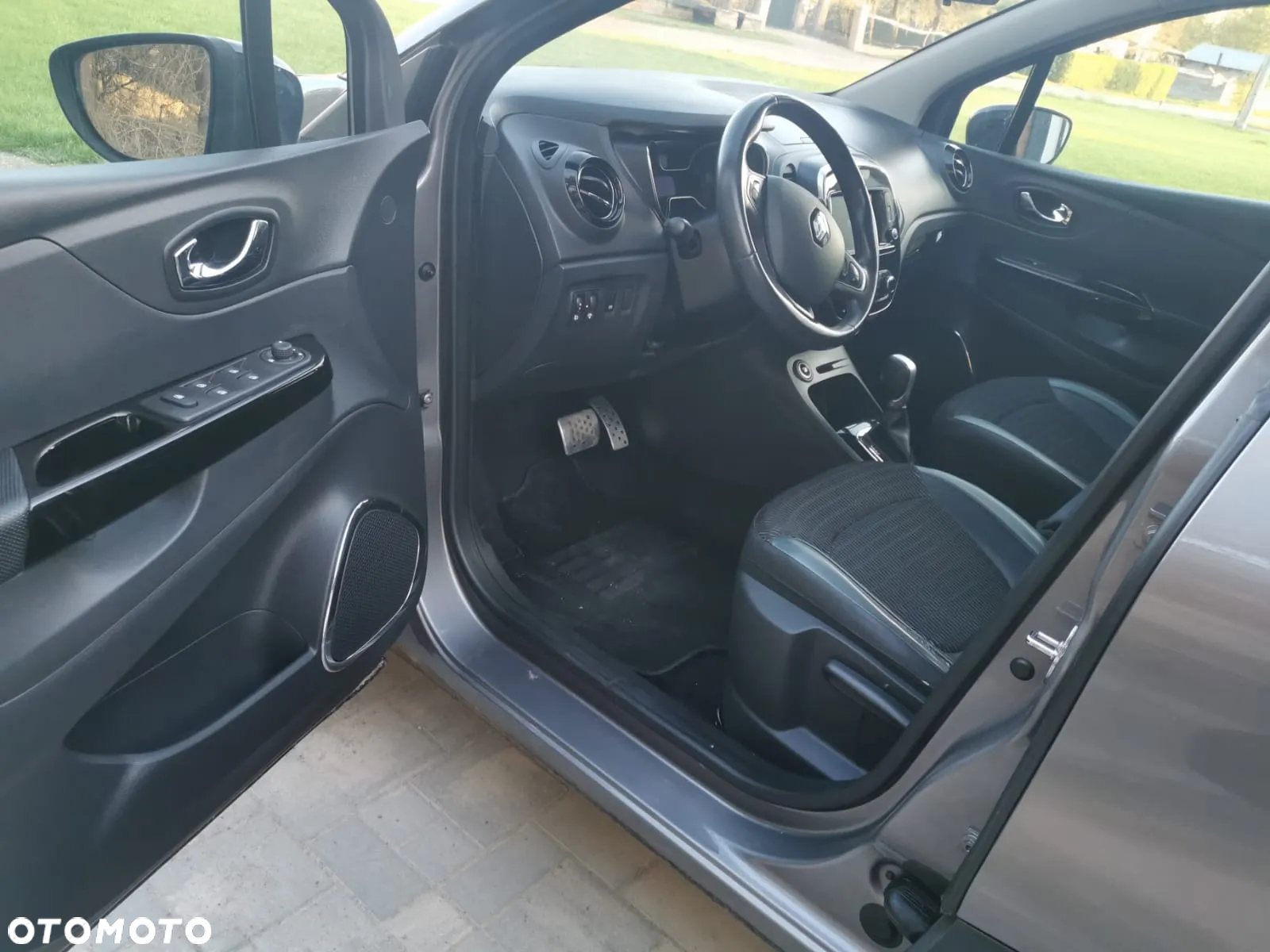Renault Captur - 9