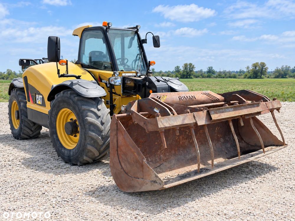 Caterpillar TH337C - 9