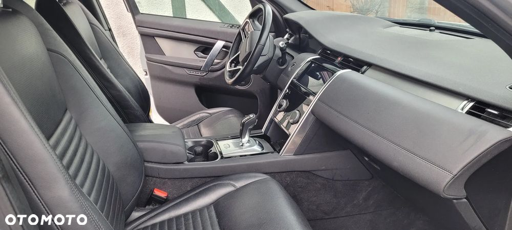 Land Rover Discovery Sport 2.0 D180 - 11