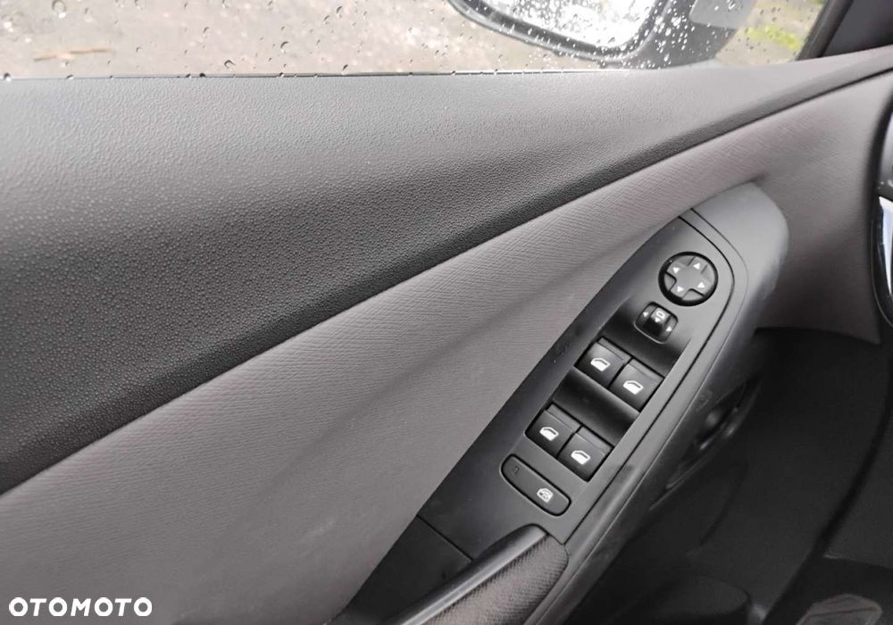 Citroën C4 Picasso - 11