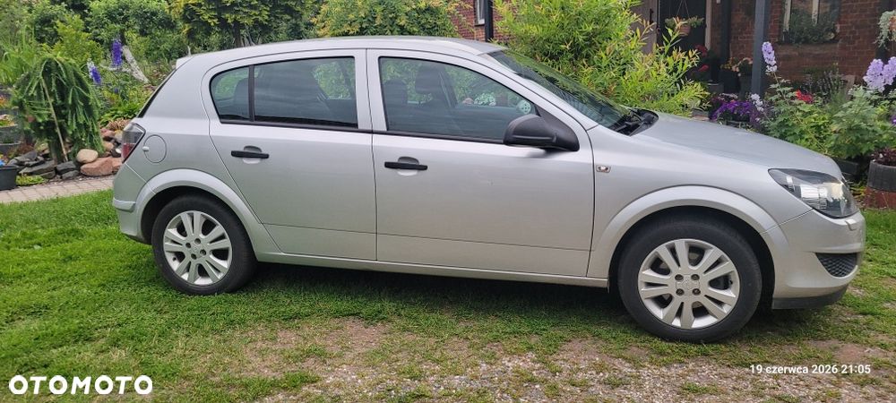 Opel Astra - 4