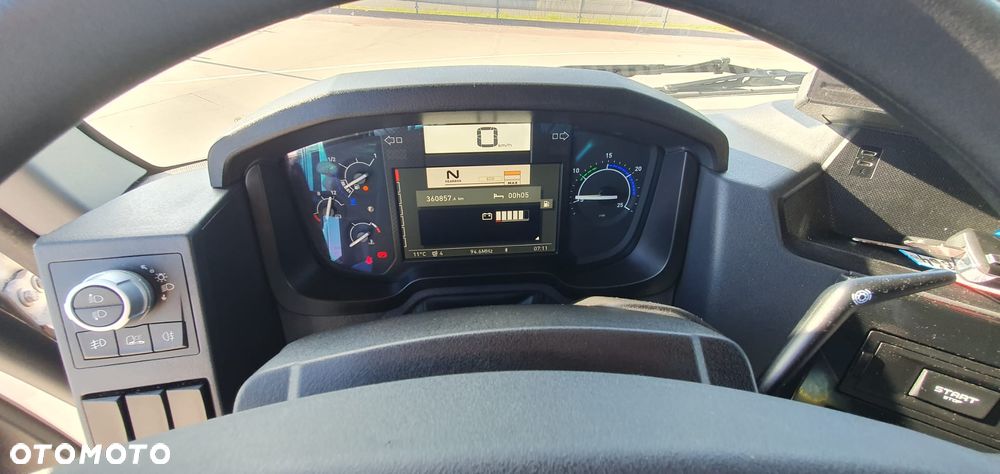 Renault T HIGH 4X2 13L E6 - 8