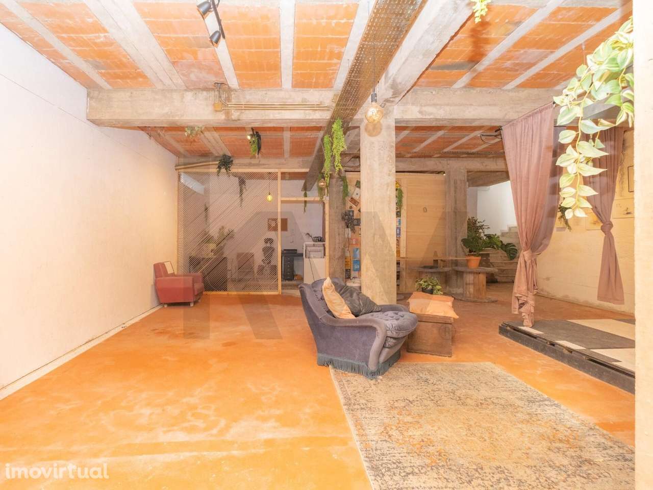 Armazém para Venda no Centro de Aljezur – 228 m2, Excelente Oportunida - Grande imagem: 3/15