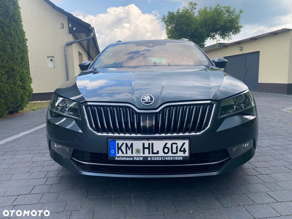 Skoda Superb 2.0 TDI L&K DSG - 1