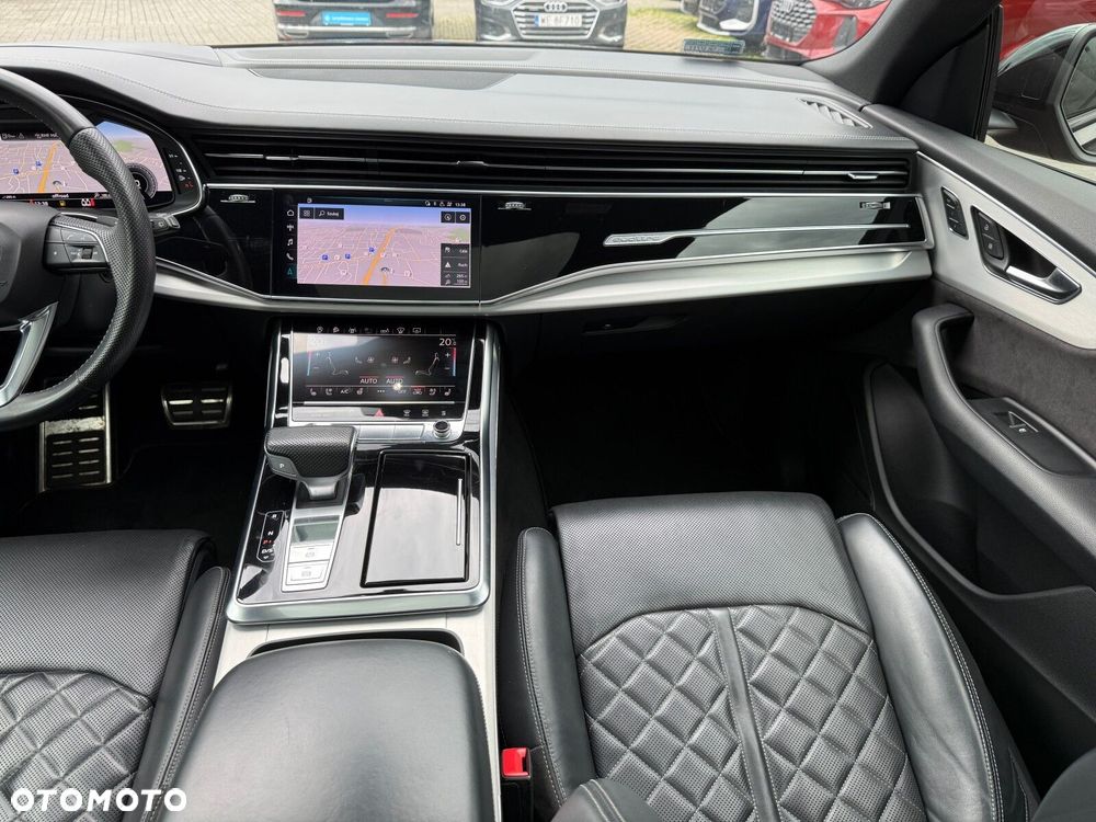 Audi Q8 - 25