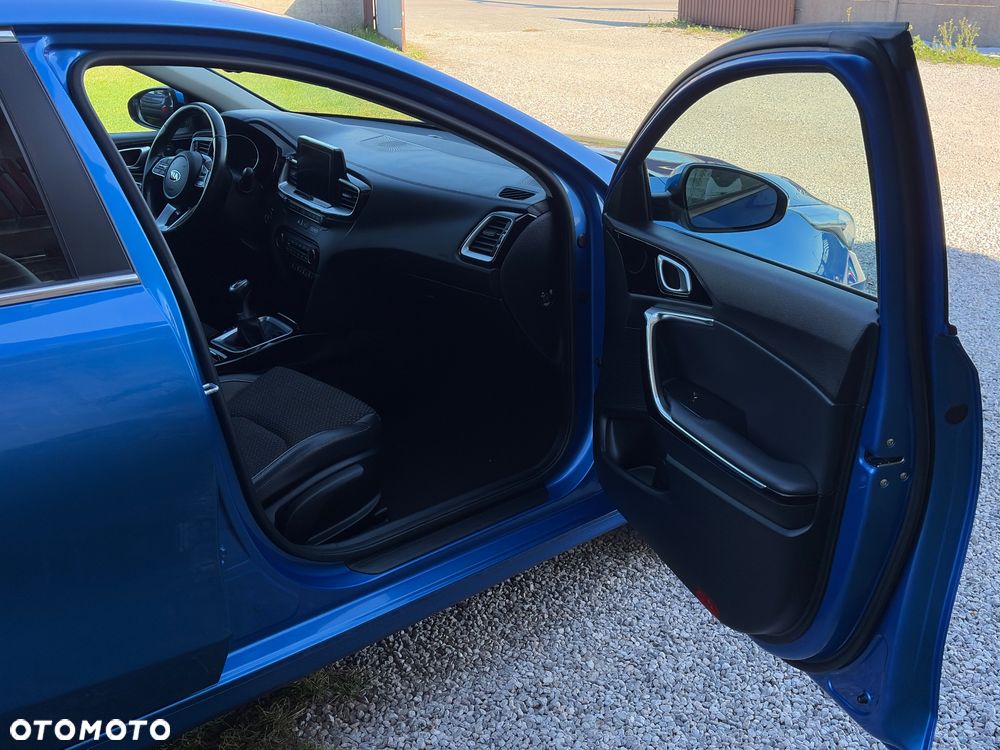 Kia Ceed 1.4 T-GDI OPF Platinum Edition - 35