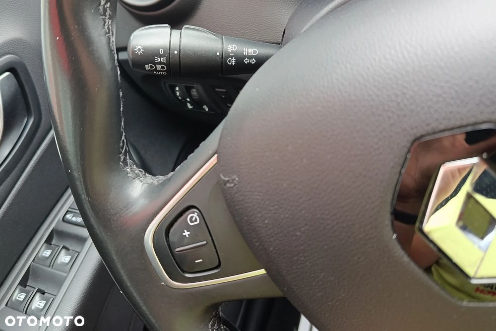 Renault Captur 1.2 TCe Zen EDC - 23