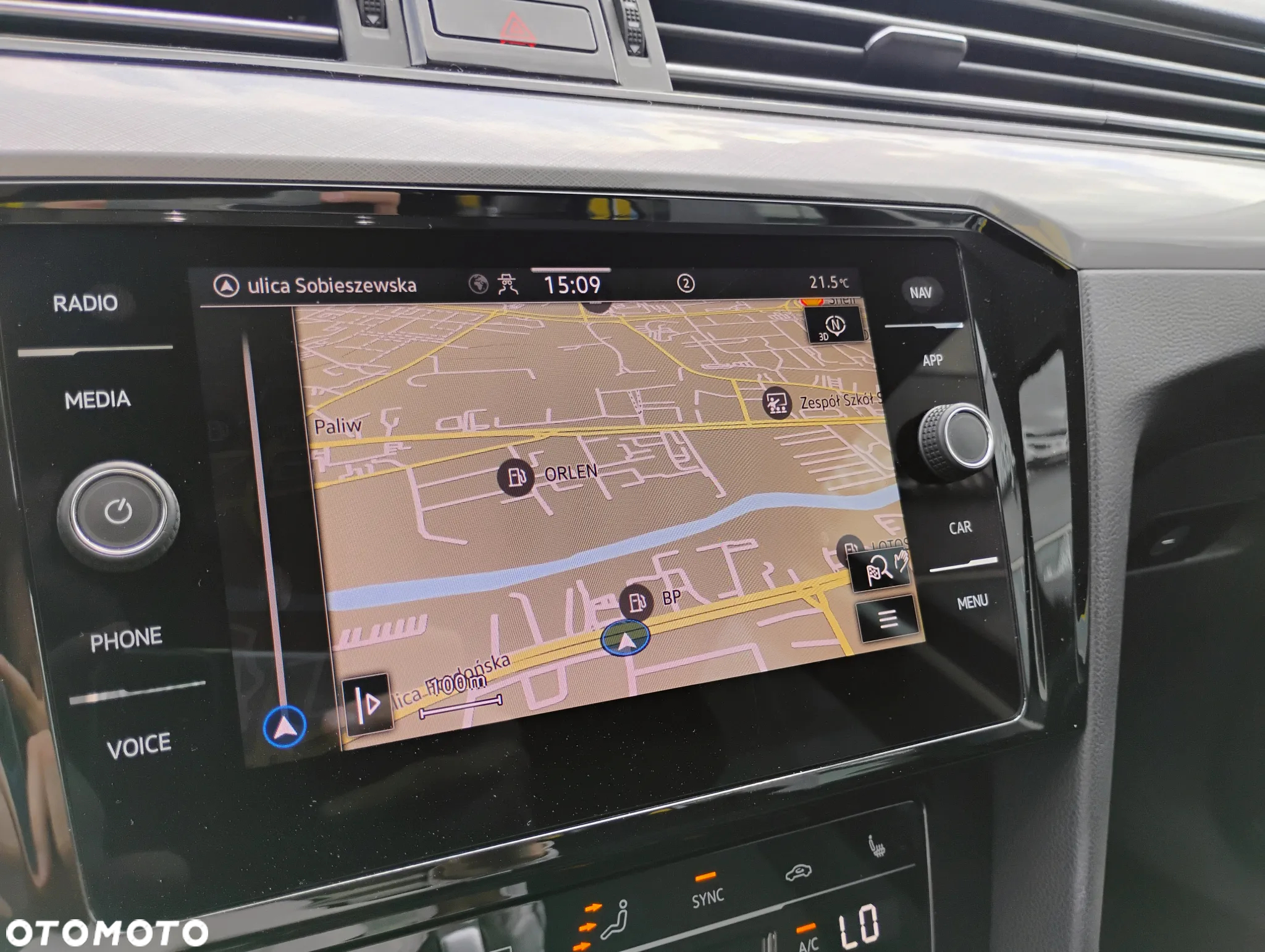 Volkswagen Passat 2.0 TSI Business DSG - 18