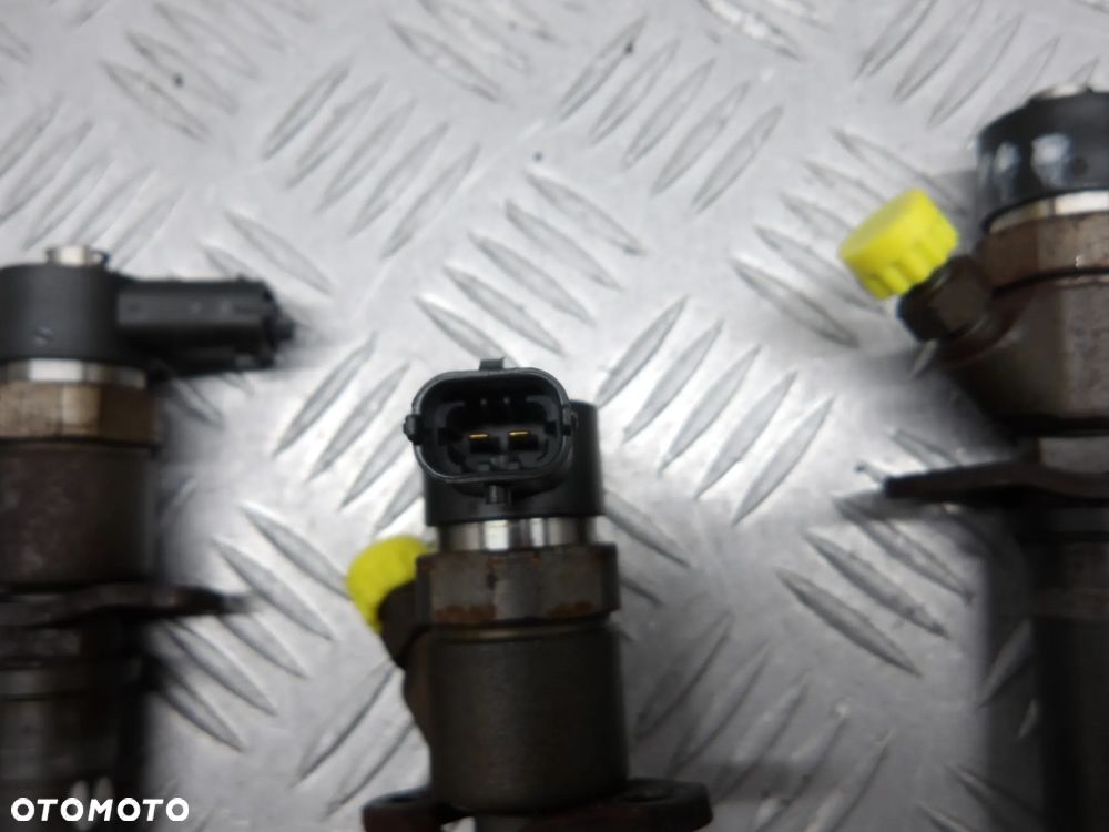 VOLVO S60 LIFT 2.4D WTRYSK WTRYSKIWACZ  0445110078 - 4