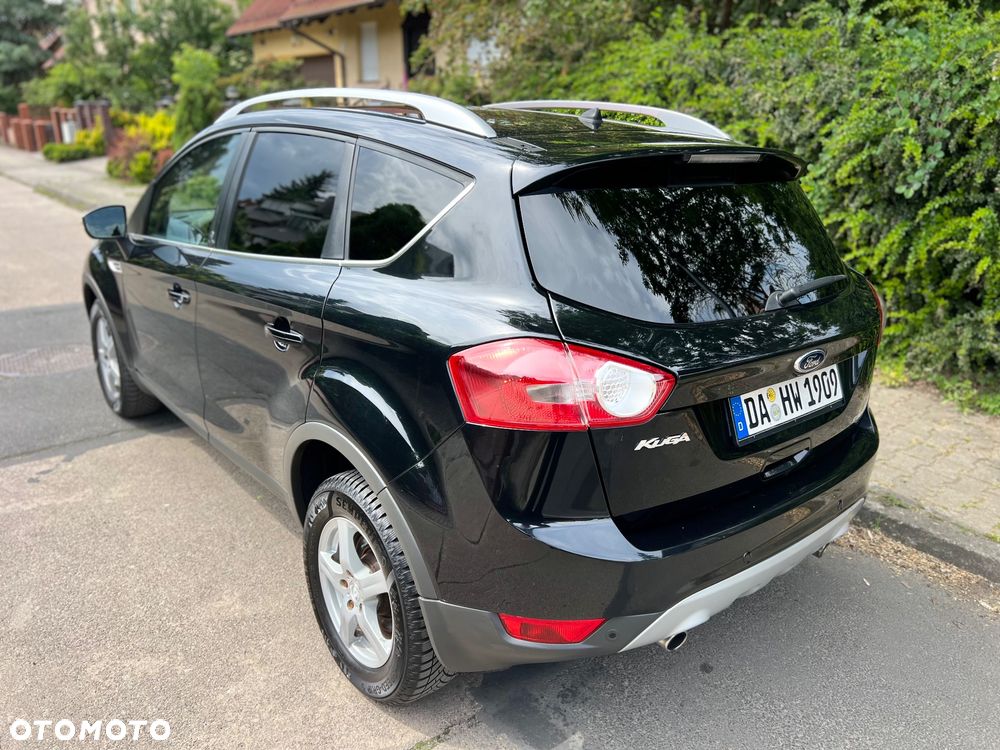 Ford Kuga 2.0 TDCi 4x4 Titanium - 10