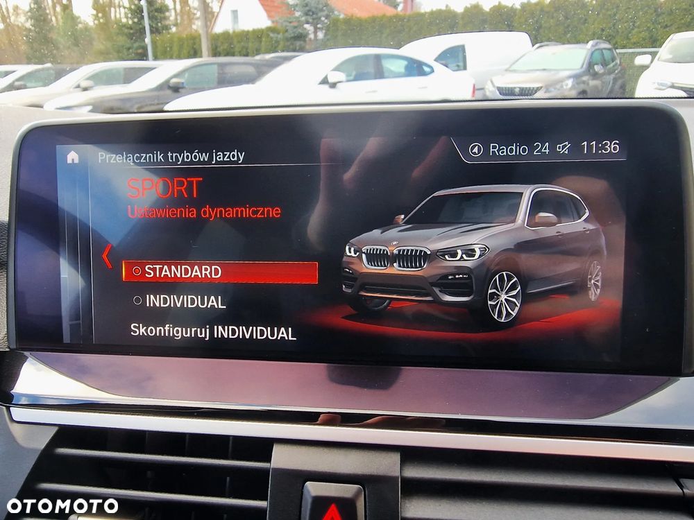 BMW X3 sDrive18d Luxury Line sport - 30