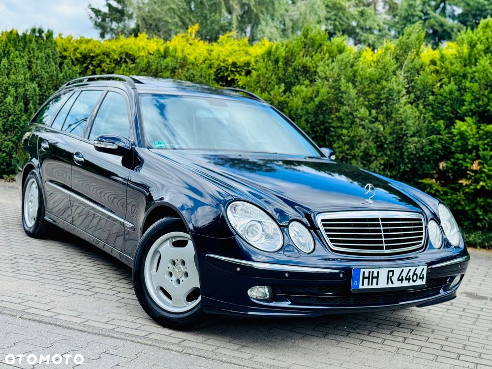 Mercedes-Benz Klasa E 240 4Matic Avantgarde - 23