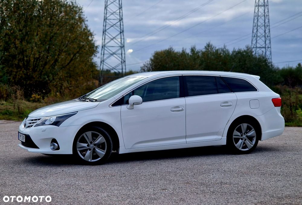 Toyota Avensis - 10