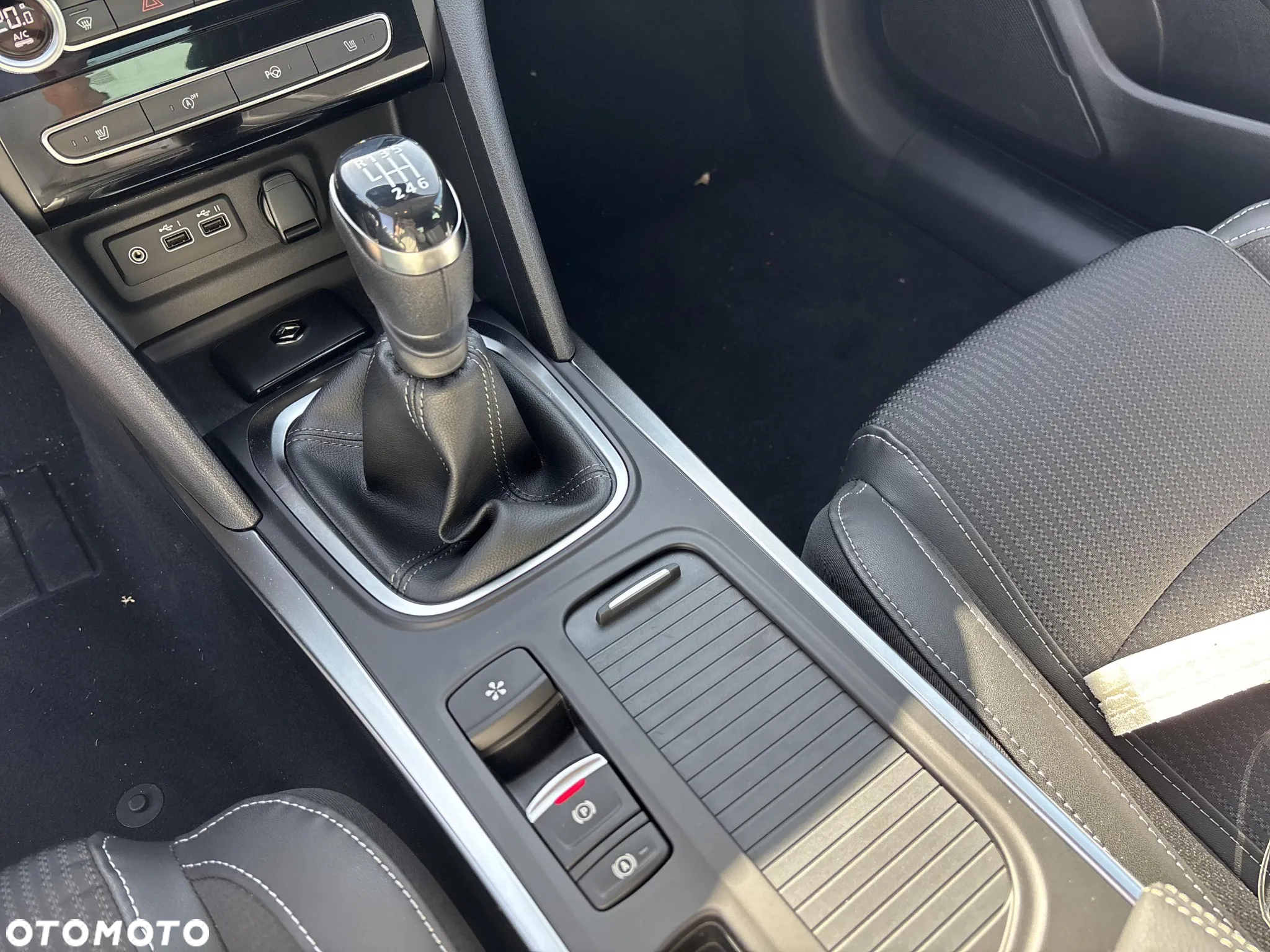 Renault Megane 1.3 TCe FAP Techno - 15