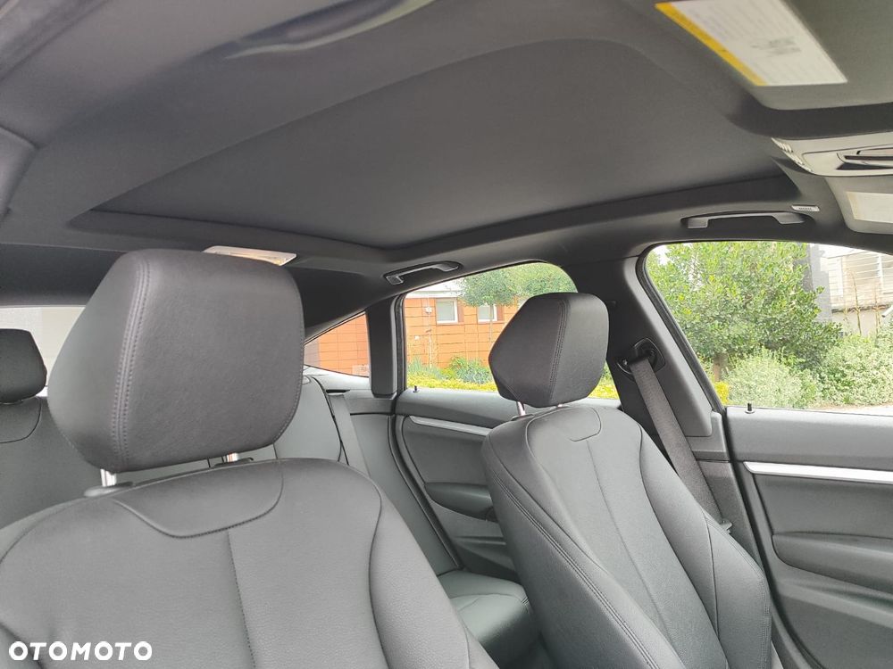 BMW Seria 3 330i GPF Luxury Line - 21