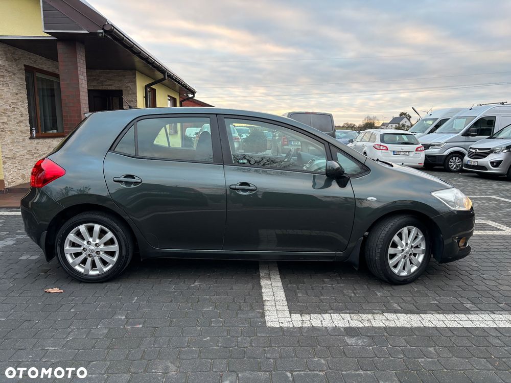 Toyota Auris 1.6 VVT-i Sol - 8
