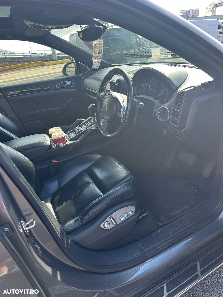 Porsche Cayenne Tiptronic S - 5