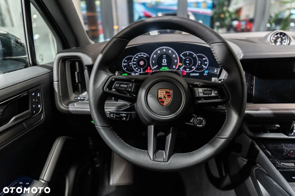 Porsche Cayenne E-Hybrid PHEV Black Edition - 14