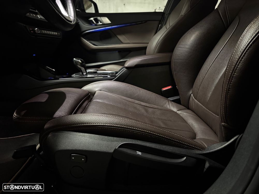 BMW 118 i Line Luxury Auto - 11