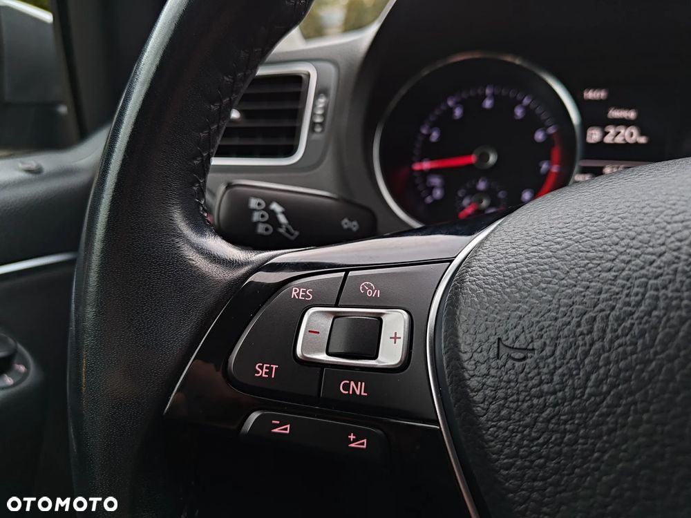 Volkswagen Polo 1.2 TSI (Blue Motion Technology) Comfortline - 30