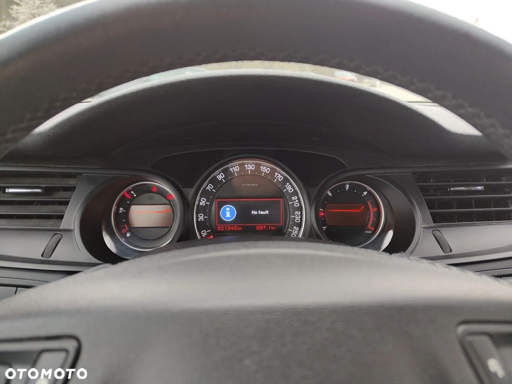 Citroën C5 HDi 140 FAP Exclusive - 14