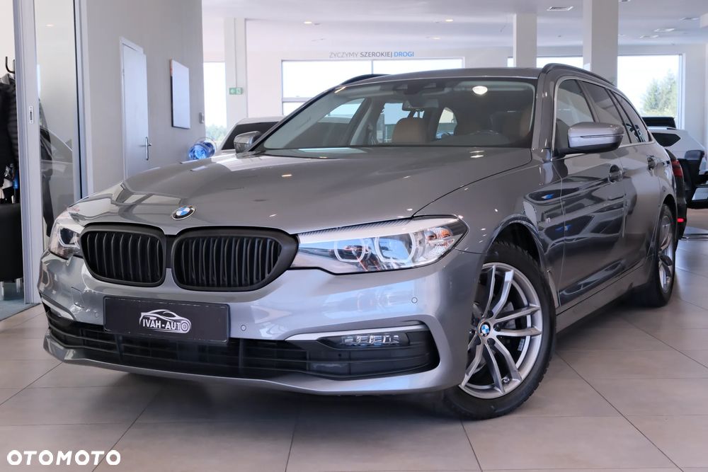 BMW Seria 5 520d Luxury Line sport - 8