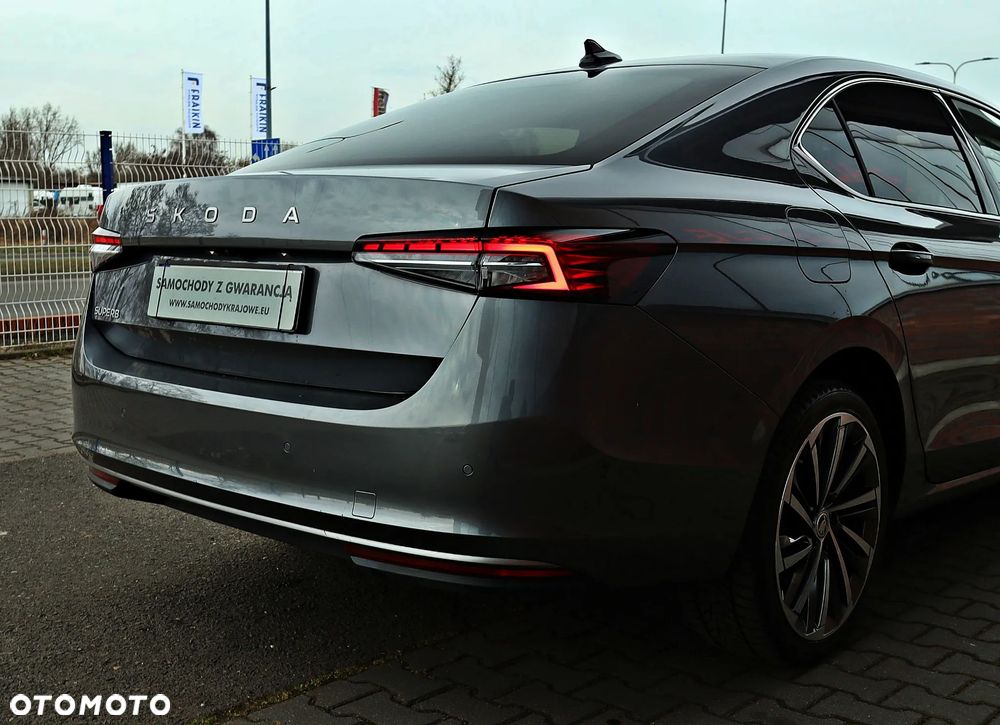 Skoda Superb 1.5 TSI L&K DSG - 12